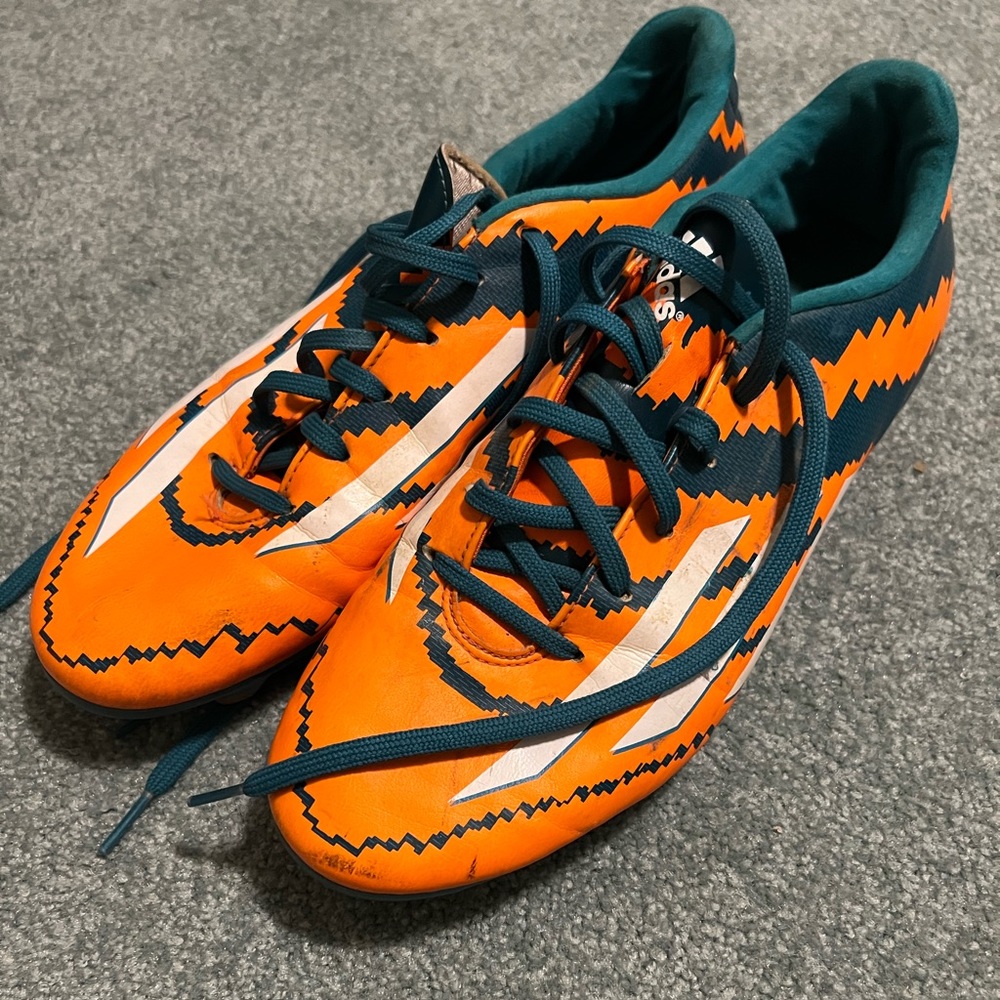 Adidas Messi addition men’s cleats